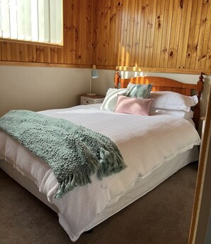 1 Schlafzimmer, Schreibtisch, Bügeleisen/Bügelbrett, kostenloses WLAN