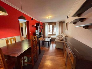 Interior - Erribera Etxea - Amplio Piso con Parking (Bermeo)