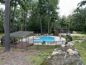 Pool - 3-story condo near skiing with Ping-Pong, foosball, fireplace, balcony, & W/D (North Conway)