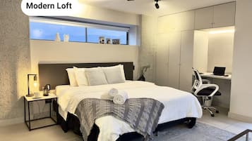 1 bedroom, in-room safe, iron/ironing board, free WiFi