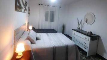 3 dormitorios, Internet, ropa de cama