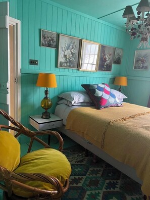 3 chambres, fer et planche à repasser, Wi-Fi, draps fournis