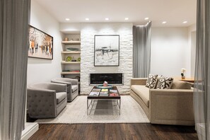TV, fireplace, table tennis