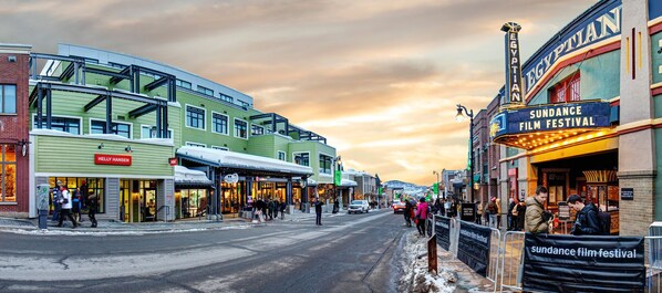 Point of interest - Luxury Condo on Main Street with Amenities (Park City)