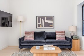 テレビ、ステレオ