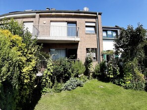 Exterior - Apartment 'Ferienwohnung Heike' with Balcony and Wi-Fi (Willich)