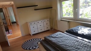 2 soverom, strykejern/-brett, wi-fi (inkludert) og sengetøy