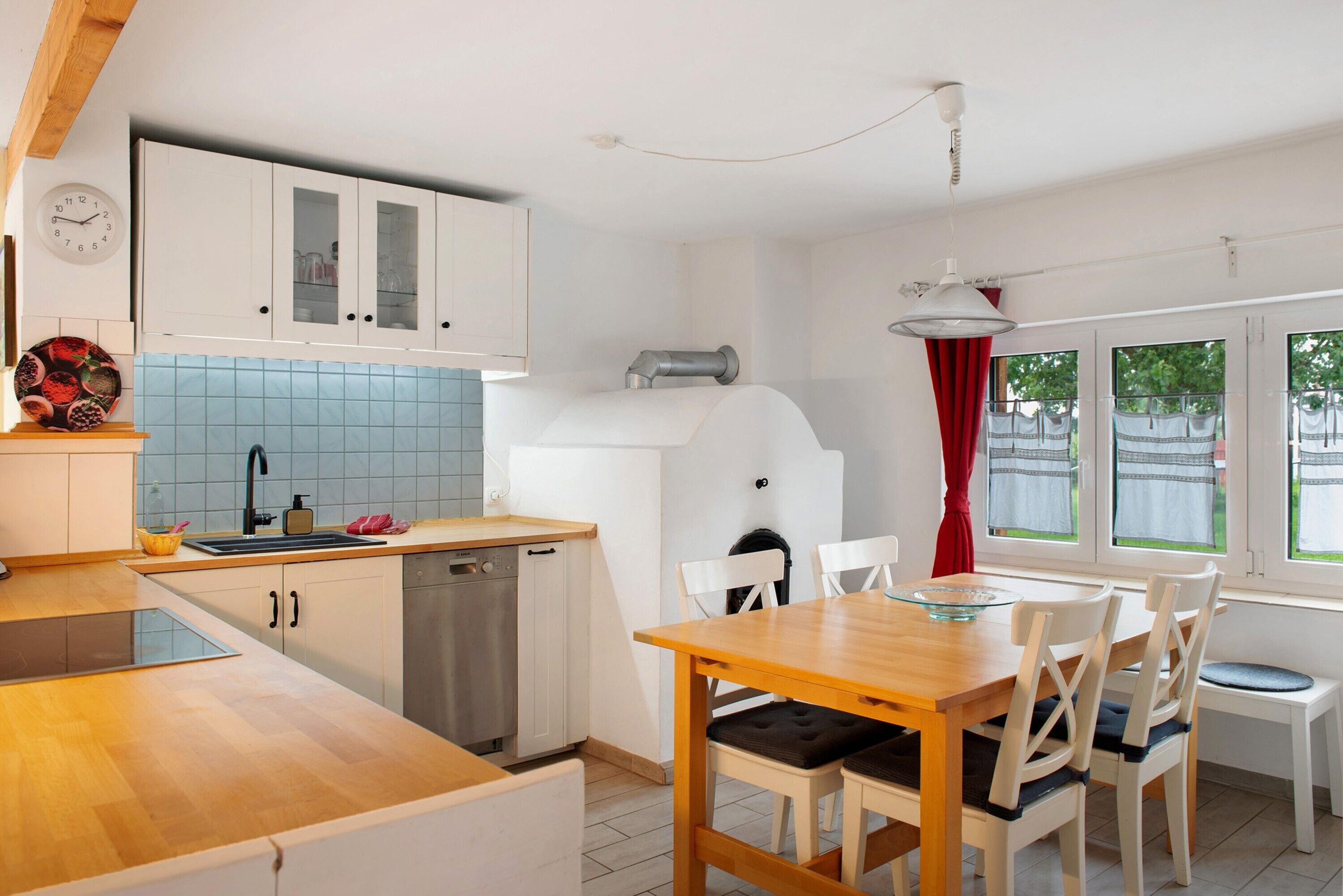 Kühlschrank, Ofen, Herdplatte, Geschirrspüler