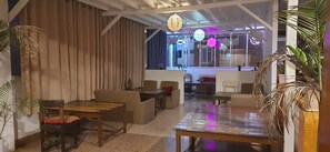 Lobby sitting area - Hotel Shree Tara (Kathmandu)