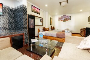 Deluxe Quadruple Room | Desk, laptop workspace, iron/ironing board, free WiFi - Hotel Shree Tara (Kathmandu)