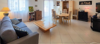 Gorgeous home in Nébian with WiFi