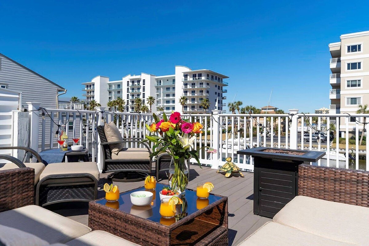 Photo of Perfect for Boat & Pets! Private Slip on Canal, Sundeck Overlooks Water, Walk 2 Beach, Holiday Isle