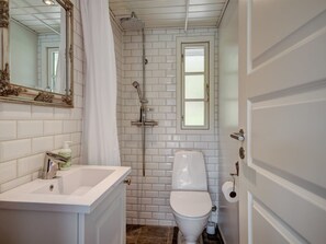 Bathroom - "Maunu" - 1.2km from the sea by Interhome (Saltum)