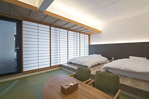 Exclusive Triple Room