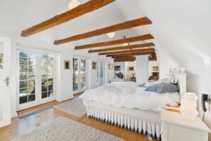 5 Schlafzimmer, Bügeleisen/Bügelbrett, kostenloses WLAN, Bettwäsche