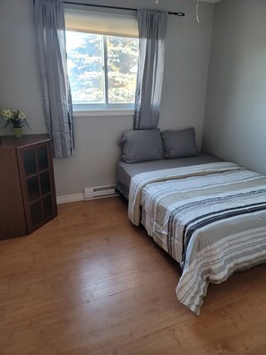 3 Schlafzimmer, Zimmersafe, Bügeleisen/Bügelbrett, kostenloses WLAN