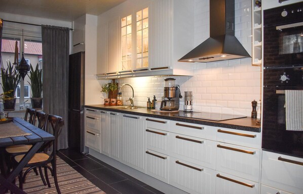 Fridge, microwave, oven, dishwasher