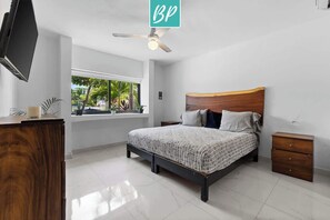 3 soverom, skrivebord, strykejern/-brett og wi-fi