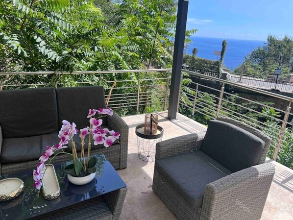 Property grounds - Monaco - Beausoleil #MonteCarlo #LuxuryTravel #Monaco #VillaLife #TravelGoals (Beausoleil)