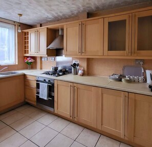 Shared Dormitory, 1 Bedroom, Garden View | Interior