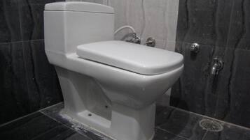 Quarto luxo | Banheiro