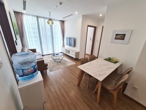 Premium-Apartment | Kostenloses WLAN, Bettwäsche