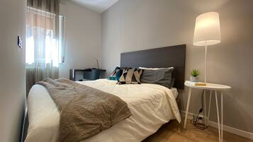 1 camera, ferro/asse da stiro, Wi-Fi, lenzuola