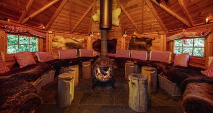 Group House in Twente with Hot Tub