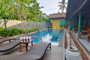 Outdoor pool, pool loungers