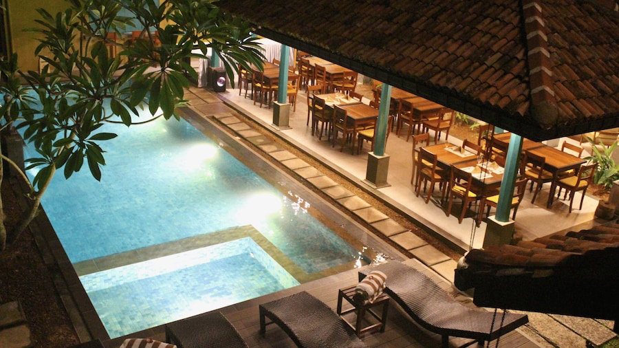 The Chariot Hikkaduwa