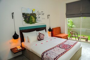 Chambre triple supérieure, vue sur le jardin | Accès au Wi-Fi (inclus)