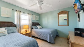 1 bedroom, iron/ironing board, free WiFi