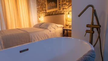 2 slaapkamers, een strijkplank/strijkijzer, wifi, beddengoed