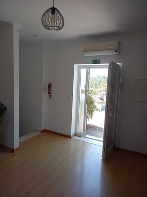 Interior - Cottage Abrunheiro Grande (Abrunheiro Grande)