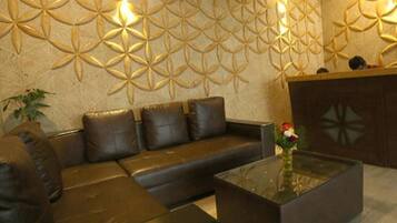 Room, Multiple Bedrooms, Garden View | Lobby