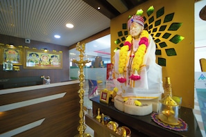 Reception - Sri Sai Surguru Residency  (Puducherry)