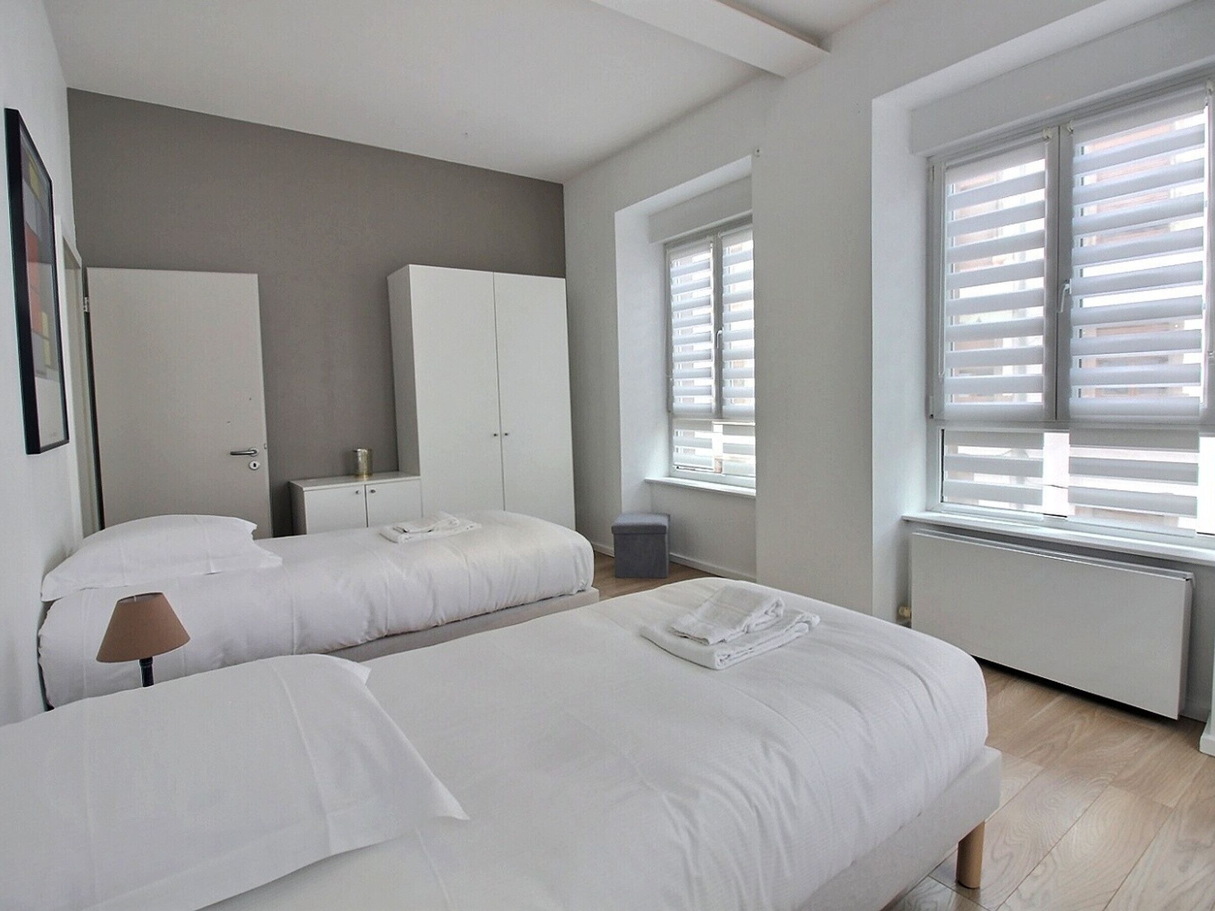 5 bedrooms, free WiFi, bed sheets