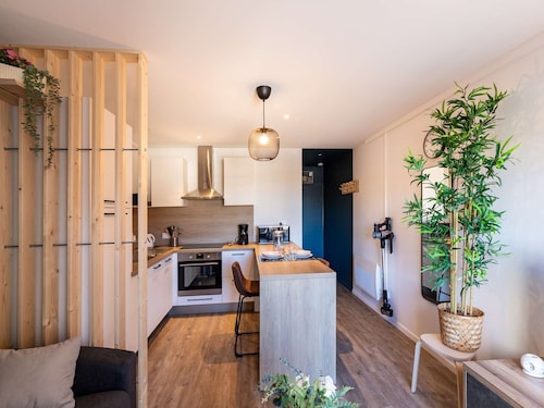 Modern studio for 2 with equipped kitchen and TV in Gourette