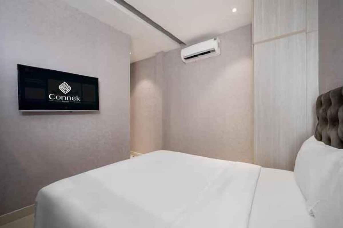 Minibar, in-room safe, blackout curtains, soundproofing