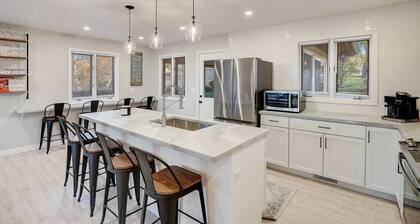 Draper Vacation Home - Families & Friends Welcome