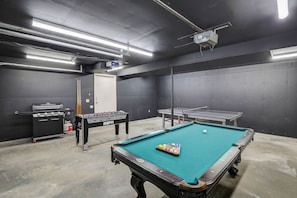 Spielezimmer