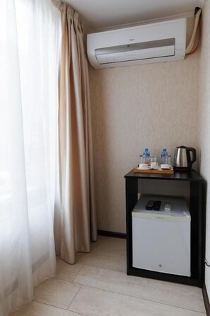 Habitación triple básica | Sistema de insonorización y wifi gratis