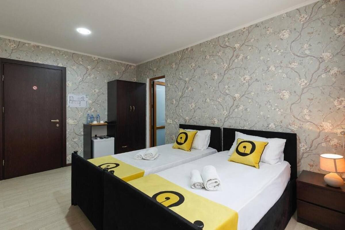 Deluxe Double Room | Soundproofing, WiFi (free)