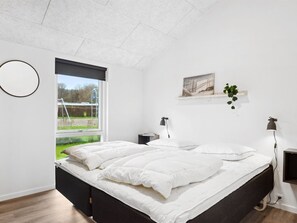 5 bedrooms, WiFi - "Clare" - 100m from the sea by Interhome (Sjølund)