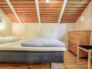 4 bedrooms, WiFi