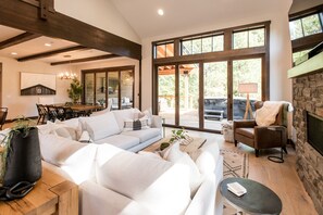 Smart TV, fireplace, video games, stereo