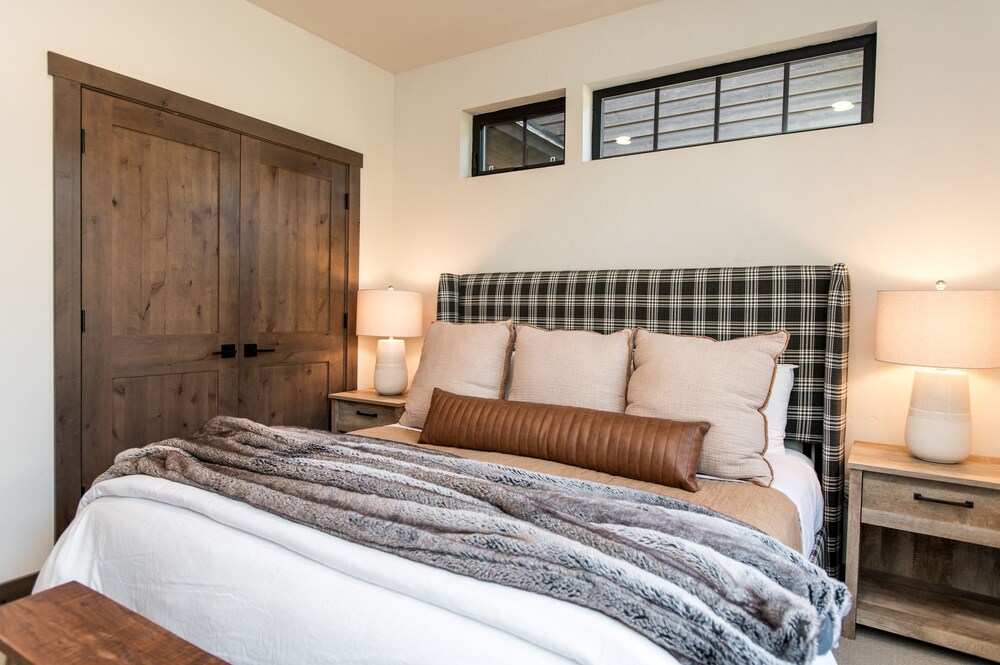 Luxury Cabin in Suncadia's Preserve Ronald Vrbo