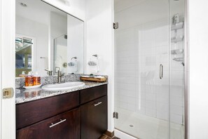 Shower, towels