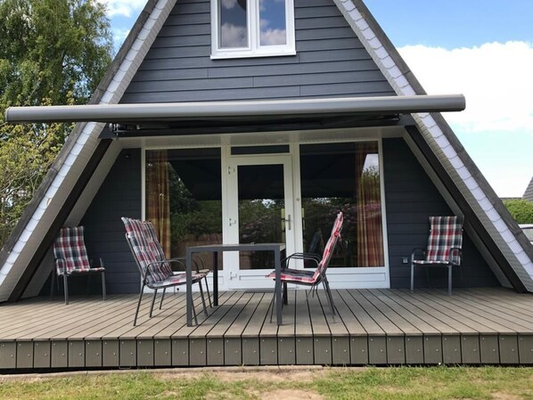 Exterior - Modernes und Sehr Komfortables Nurdachhaus im Ferienpark Fedderwardersiel (Butjadingen)