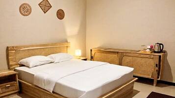 Deluxe Room | 12 bedrooms, free WiFi
